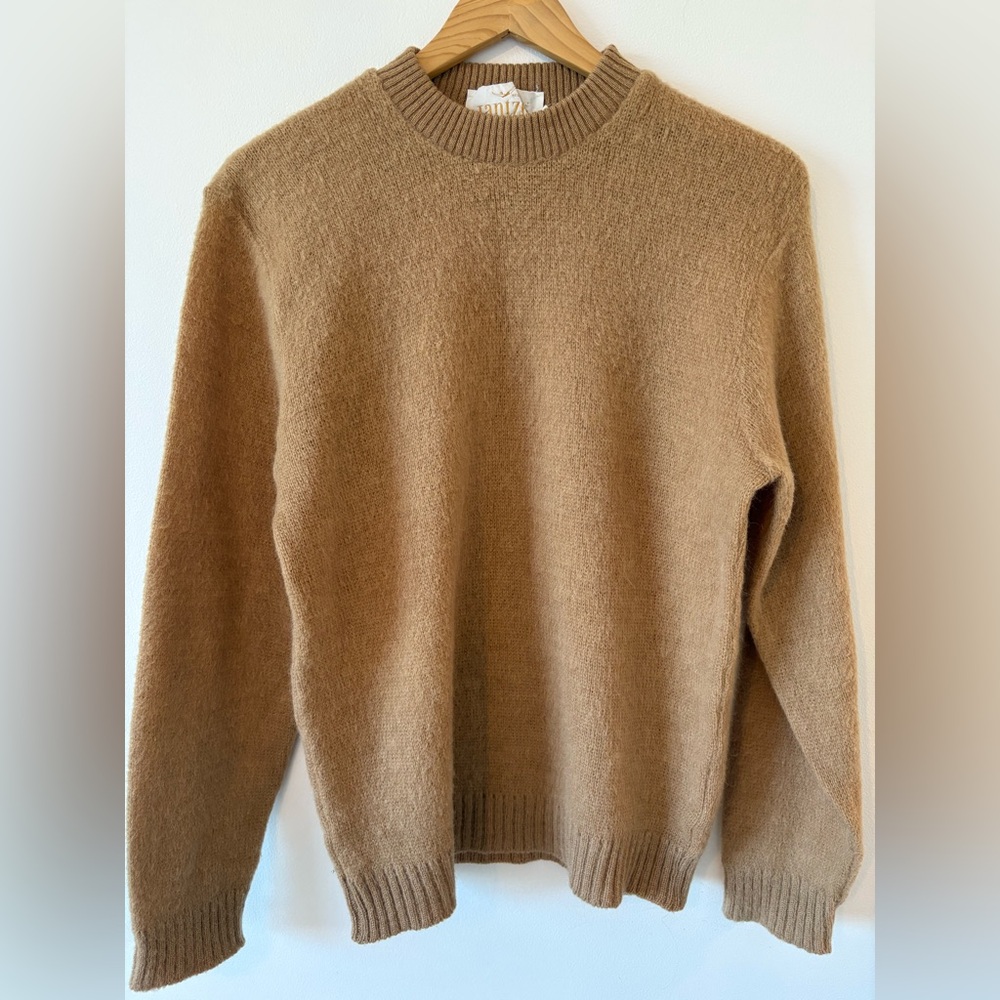 * 3 FOR $20 * Vintage Jantzen Camel Sweater